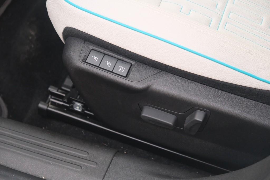 Fiat 600 1.2 Hybrid 110pk DCT6 La Prima | Navi | App Connect | Adaptive Cruise | Climate | Keyless | Camera | Leder | Elektrische Achterklep afbeelding 22