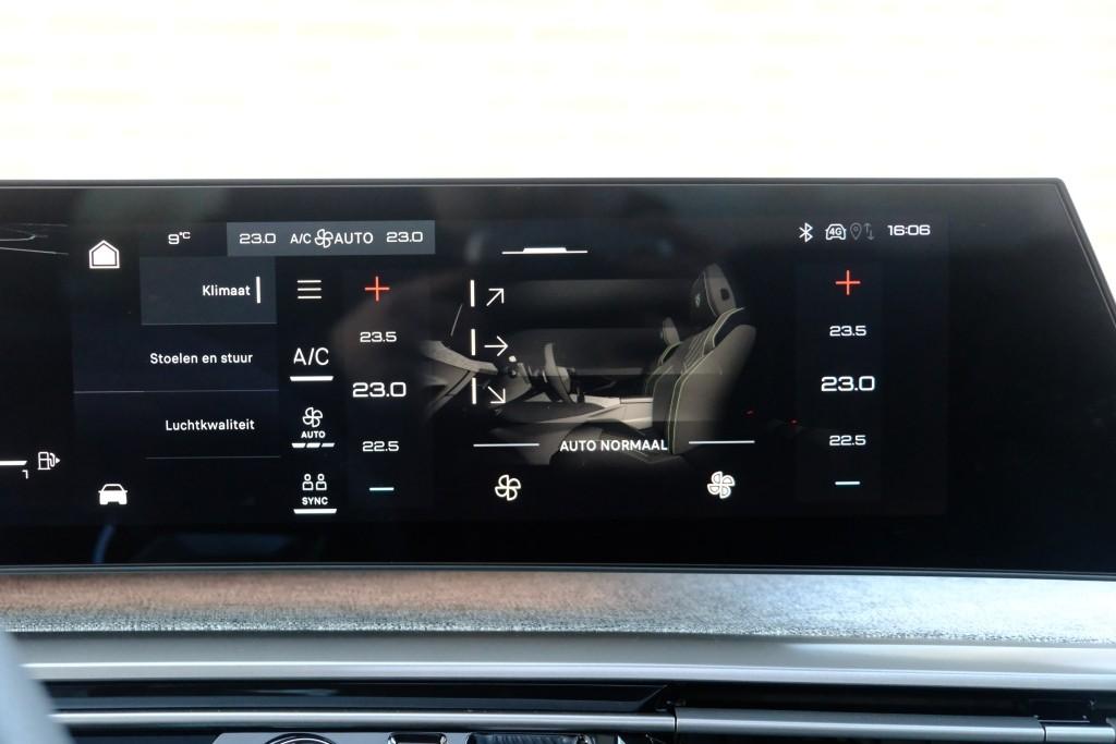 Peugeot 3008 1.2 Hybrid 145pk e-DCS6 GT | Navi | App Connect | Adaptive Cruise | Camera | Panoramadak | FOCAL® Audio | Elektrische Achterklep | Winter Pakket afbeelding 20