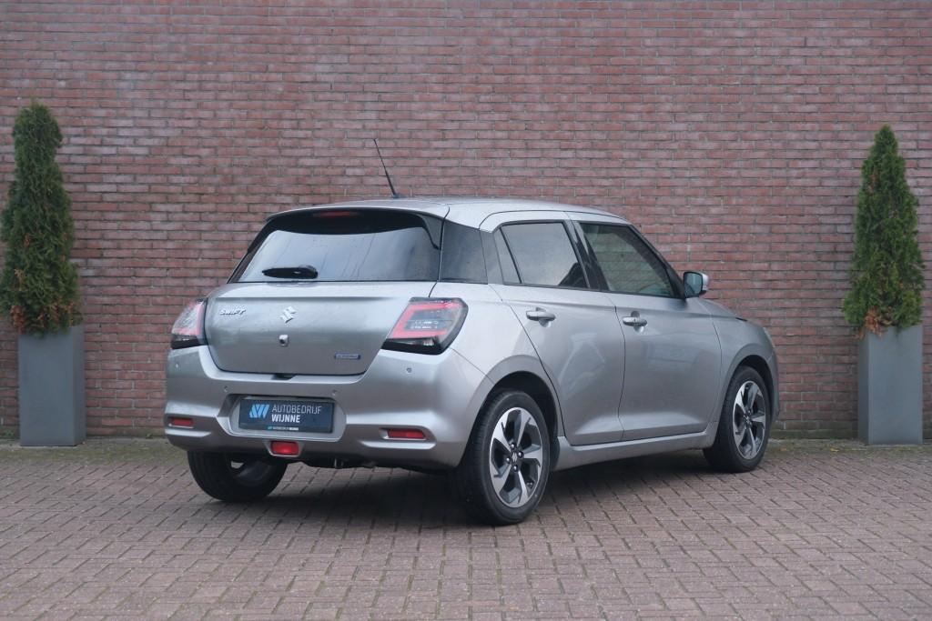 Suzuki Swift 1.2 82pk Style Smart Hybrid | Navi | App Connect | Climate | Adaptive Cruise | Camera | Keyless | Stoelverwarming afbeelding 33