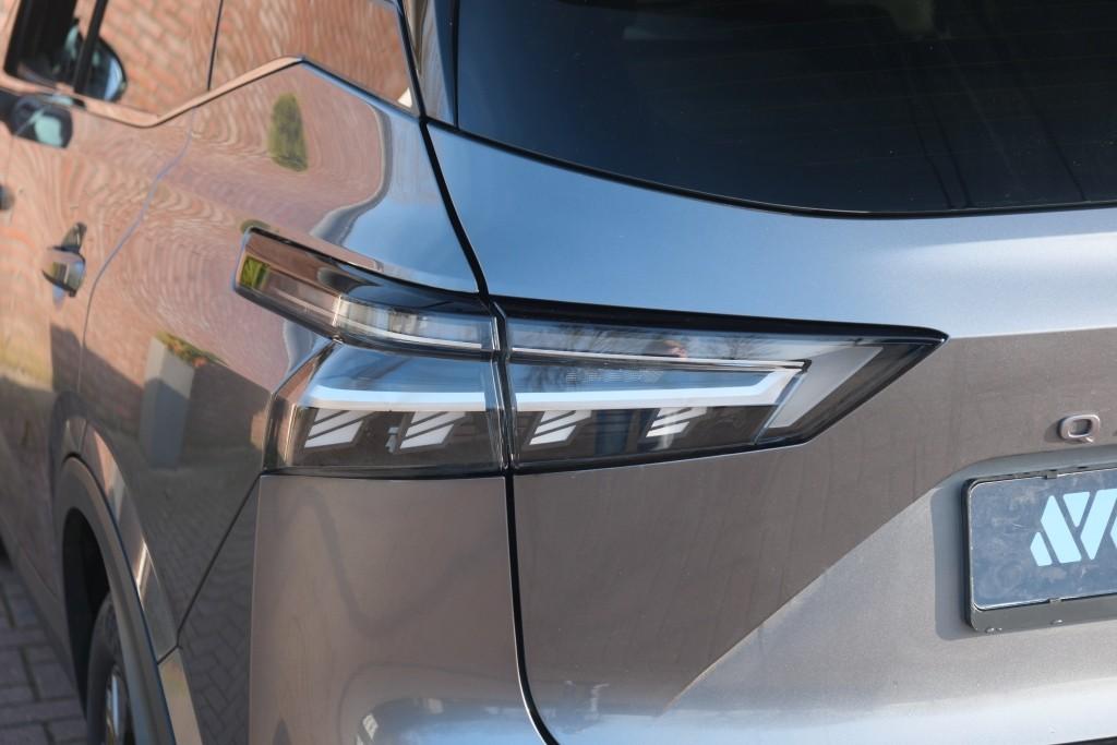 Nissan QASHQAI 1.3 MHEV 158pk Xtronic Tekna | Navi | Adaptive Cruise | 360° Camera | Leder | Head-up Display | Panoramadak | Keyless | Cold Pack afbeelding 31