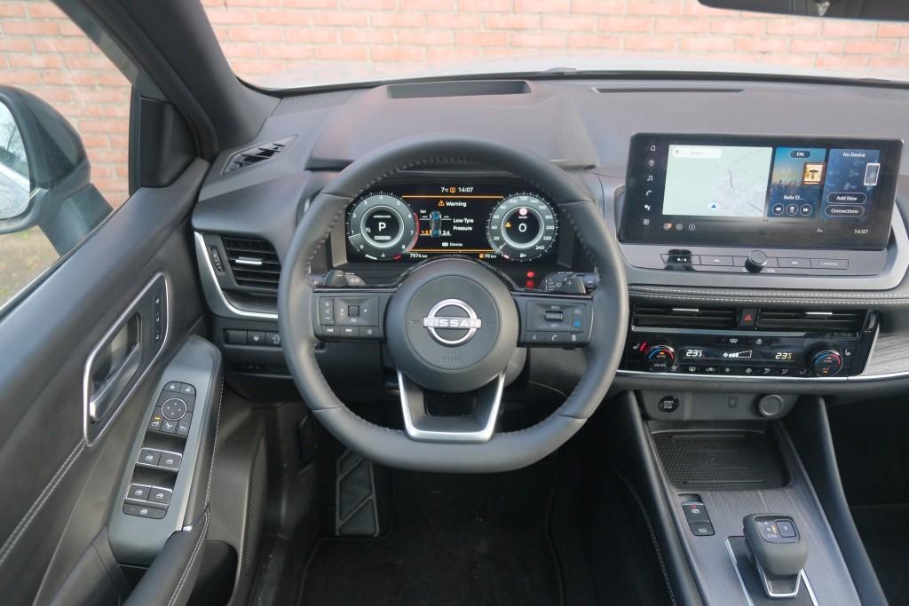 Nissan QASHQAI 1.3 MHEV 158pk Xtronic Tekna | Navi | Adaptive Cruise | 360° Camera | Leder | Head-up Display | Panoramadak | Keyless | Cold Pack afbeelding 13
