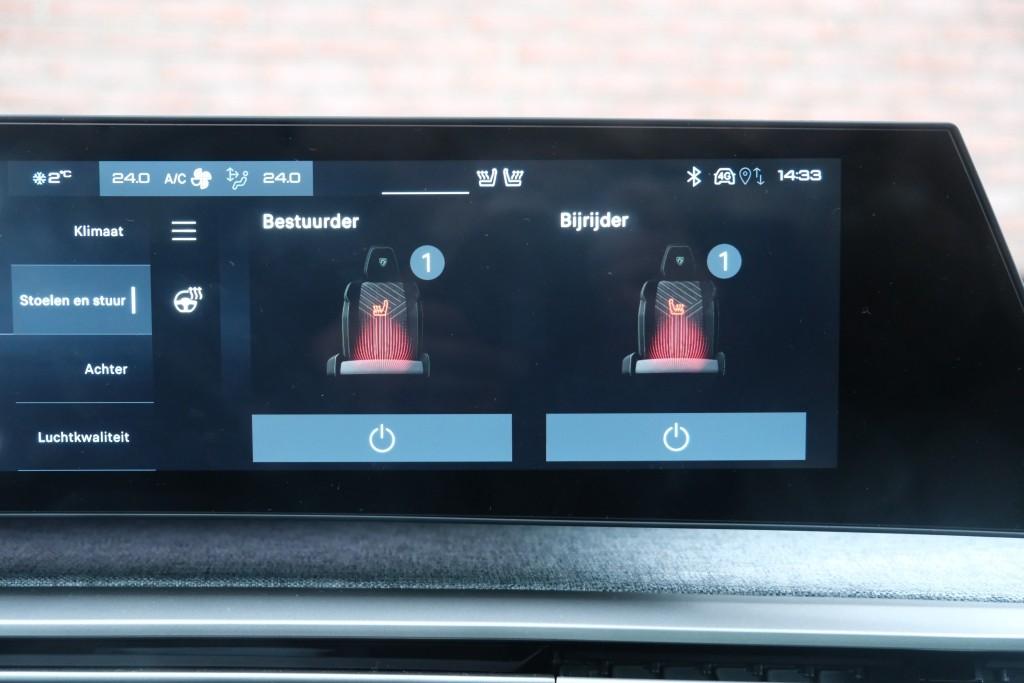 Peugeot 5008 1.2 Hybrid 145pk e-DCS6 GT 7 Persoons | Navi | App Connect | Adaptive Cruise | Panoramadak | Camera | Keyless | Stoelverwarming | Elektrische Achterklep | PDC afbeelding 23