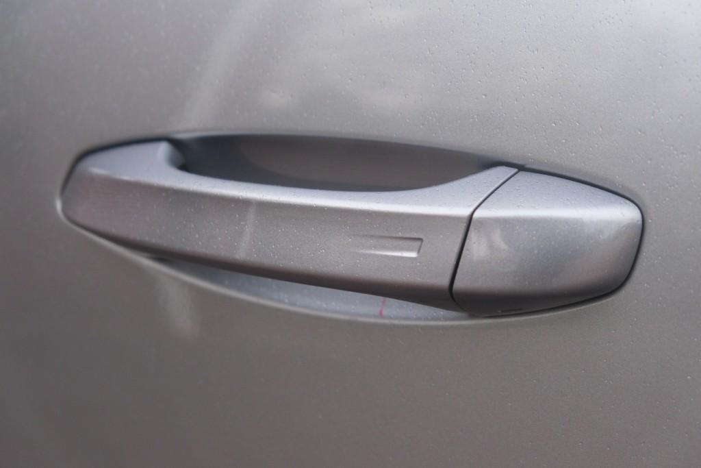 Peugeot 5008 1.2 Hybrid 145pk e-DCS6 GT 7 Persoons | Navi | App Connect | Adaptive Cruise | Panoramadak | Camera | Keyless | Stoelverwarming | Elektrische Achterklep | PDC afbeelding 31