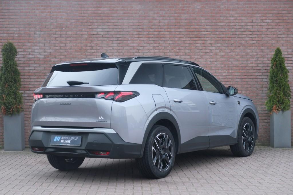 Peugeot 5008 1.2 Hybrid 145pk e-DCS6 GT 7 Persoons | Navi | App Connect | Adaptive Cruise | Panoramadak | Camera | Keyless | Stoelverwarming | Elektrische Achterklep | PDC afbeelding 34