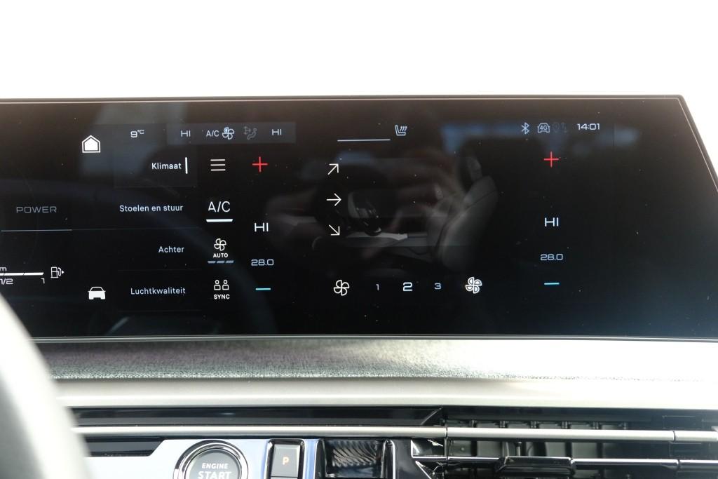 Peugeot 5008 1.2 Hybrid 145pk e-DCS6 GT 7 Persoons | Navi | App Connect | Adaptive Cruise | Panoramadak | Camera | Keyless | Stoelverwarming | Elektrische Achterklep | PDC afbeelding 22