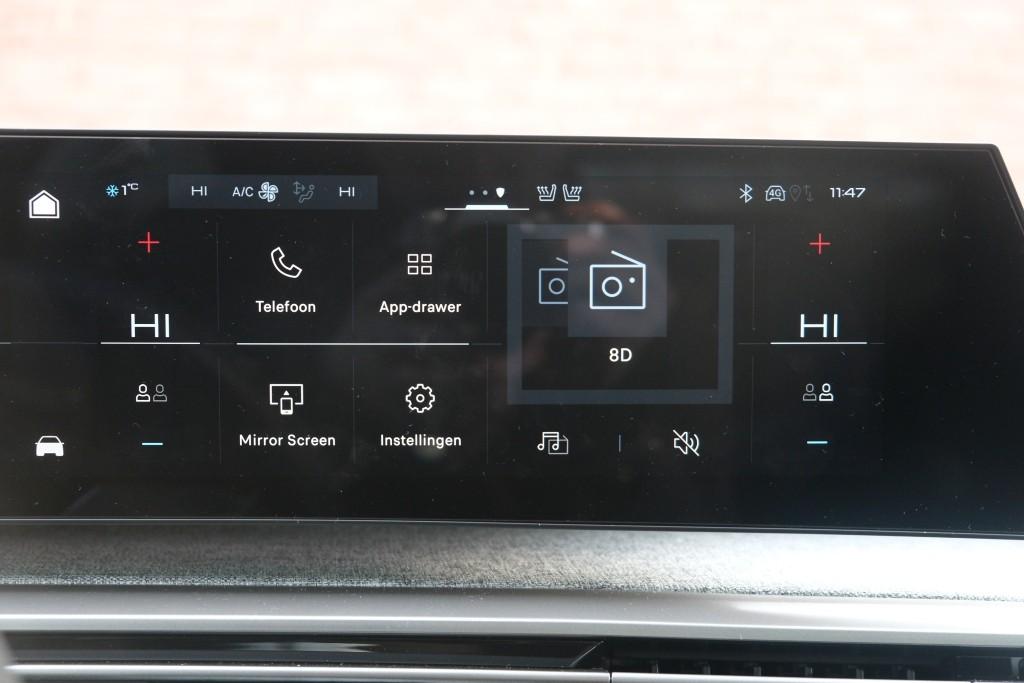 Peugeot 5008 1.2 Hybrid 145pk e-DCS6 GT 7 Persoons | Navi | App Connect | Adaptive Cruise | Panoramadak | Camera | Keyless | Stoelverwarming | Elektrische Achterklep | PDC afbeelding 17