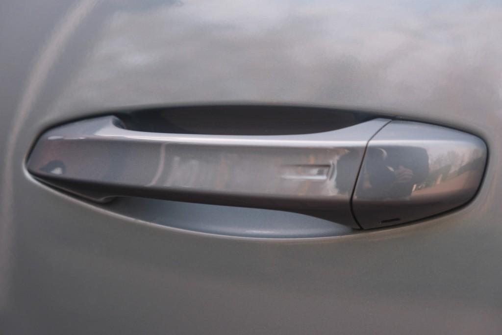 Peugeot 5008 1.2 Hybrid 145pk e-DCS6 GT 7 Persoons | Navi | App Connect | Adaptive Cruise | Panoramadak | Camera | Keyless | Stoelverwarming | Elektrische Achterklep | PDC afbeelding 31