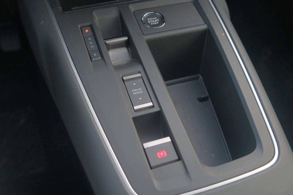 Citroën C5 Aircross 1.6 Plug-in Hybrid 180pk EAT8 Max | Navi | App Connect | Adaptive Cruise | Panoramadak | Camera | Keyless | PDC afbeelding 27