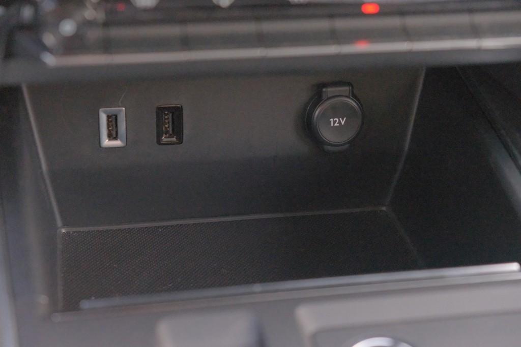 Citroën C5 Aircross 1.6 Plug-in Hybrid 180pk EAT8 Max | Navi | App Connect | Adaptive Cruise | Panoramadak | Camera | Keyless | PDC afbeelding 28