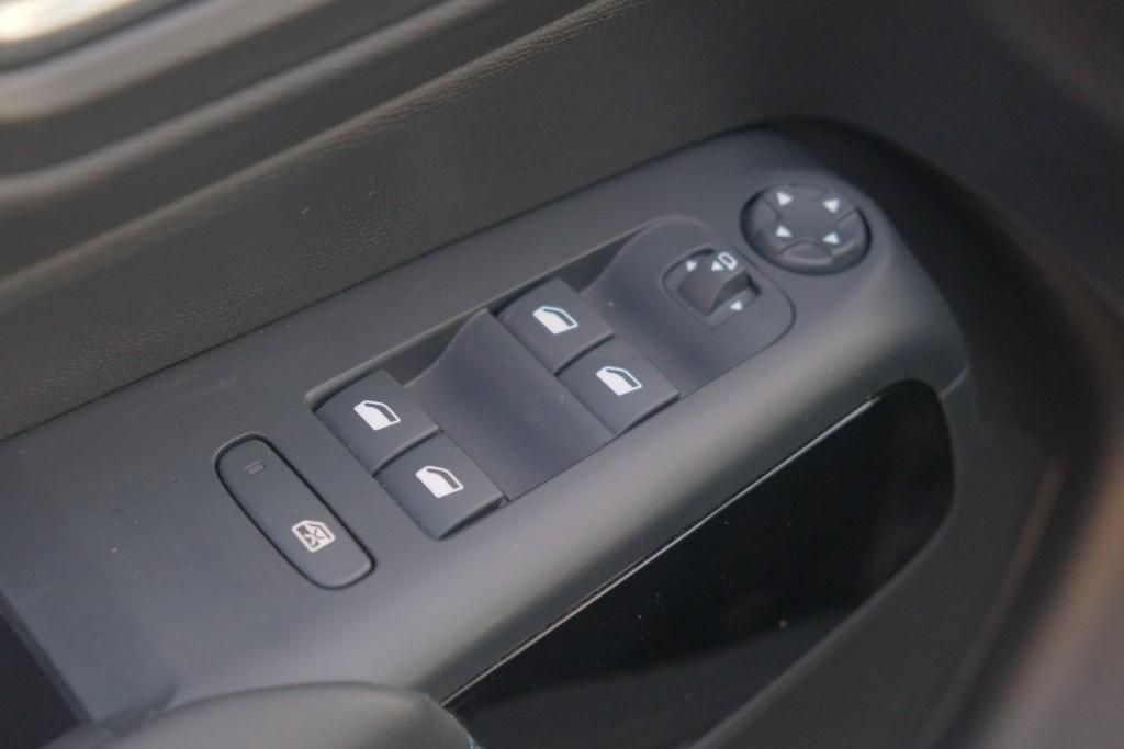 Citroën C5 Aircross 1.6 Plug-in Hybrid 180pk EAT8 Max | Navi | App Connect | Adaptive Cruise | Panoramadak | Camera | Keyless | PDC afbeelding 29