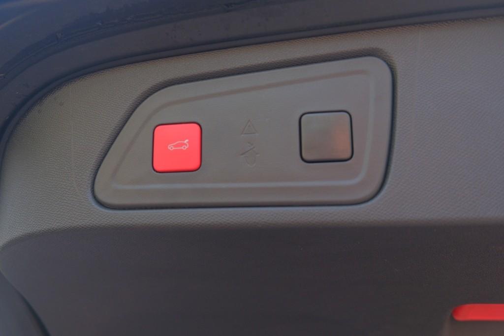 Citroën C5 Aircross 1.6 Plug-in Hybrid 180pk EAT8 Max | Navi | App Connect | Adaptive Cruise | Panoramadak | Camera | Keyless | PDC afbeelding 37