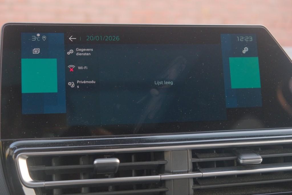 Citroën C5 Aircross 1.6 Plug-in Hybrid 180pk Max | Navi | App Connect | Adaptive Cruise | Panoramadak | Camera | Keyless | PDC afbeelding 19