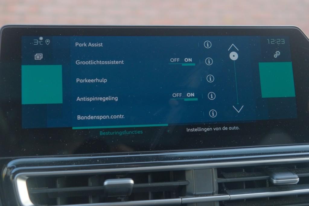 Citroën C5 Aircross 1.6 Plug-in Hybrid 180pk Max | Navi | App Connect | Adaptive Cruise | Panoramadak | Camera | Keyless | PDC afbeelding 21