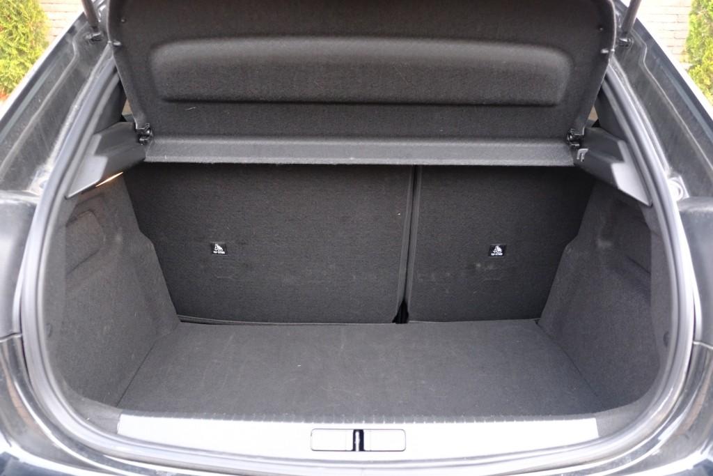 Peugeot 208 1.2 PureTech 100pk Allure | App Connect | Climate | Cruise | PDC afbeelding 32