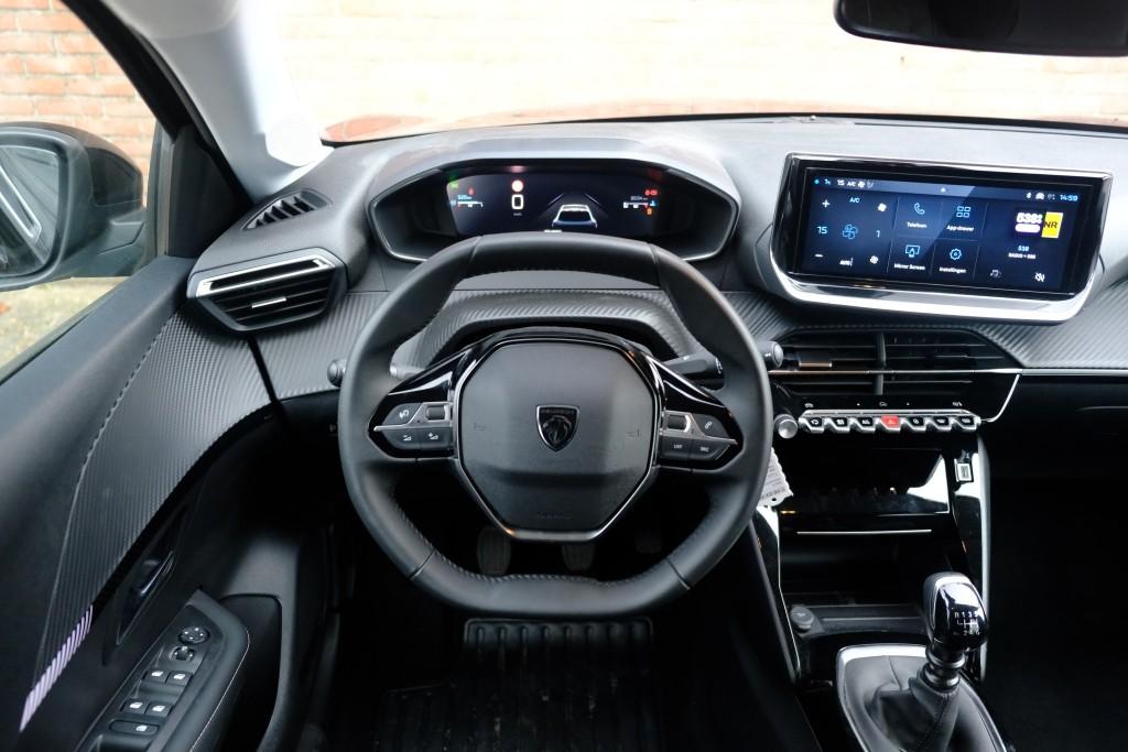 Peugeot 208 1.2 PureTech 100pk Allure | App Connect | Climate | Cruise | PDC afbeelding 14