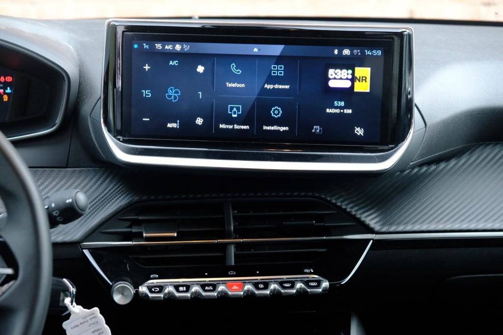 Peugeot 208 1.2 PureTech 100pk Allure | App Connect | Climate | Cruise | PDC afbeelding 15