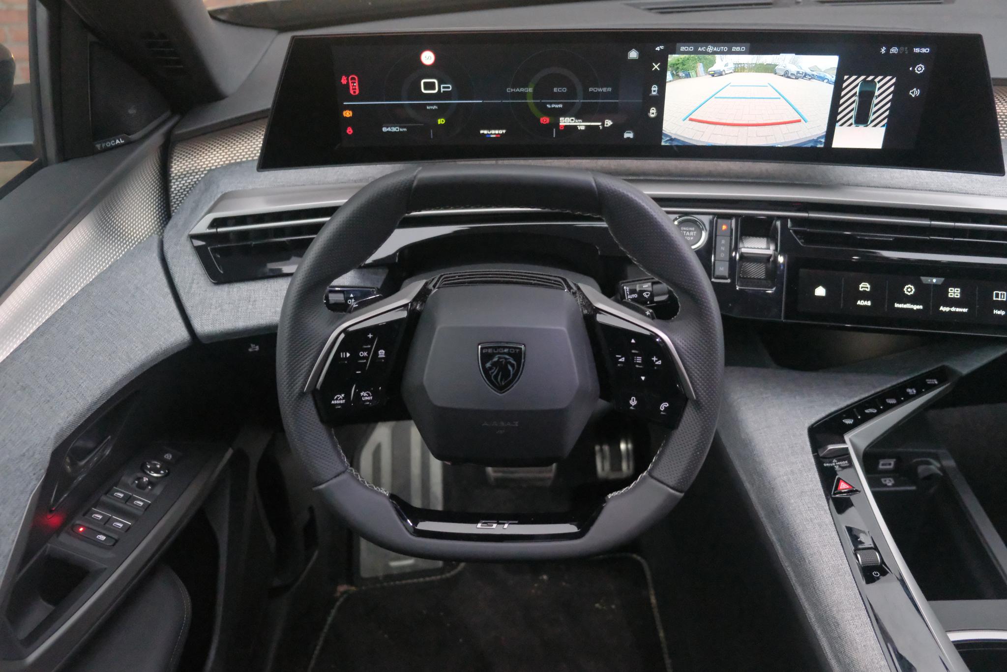 Peugeot 3008 1.2 Hybrid 145pk e-DCS6 GT | Navi | App Connect | Adaptive Cruise | Camera | Panoramadak | FOCAL® Audio | Elektrische Achterklep | Winter Pakket afbeelding 15