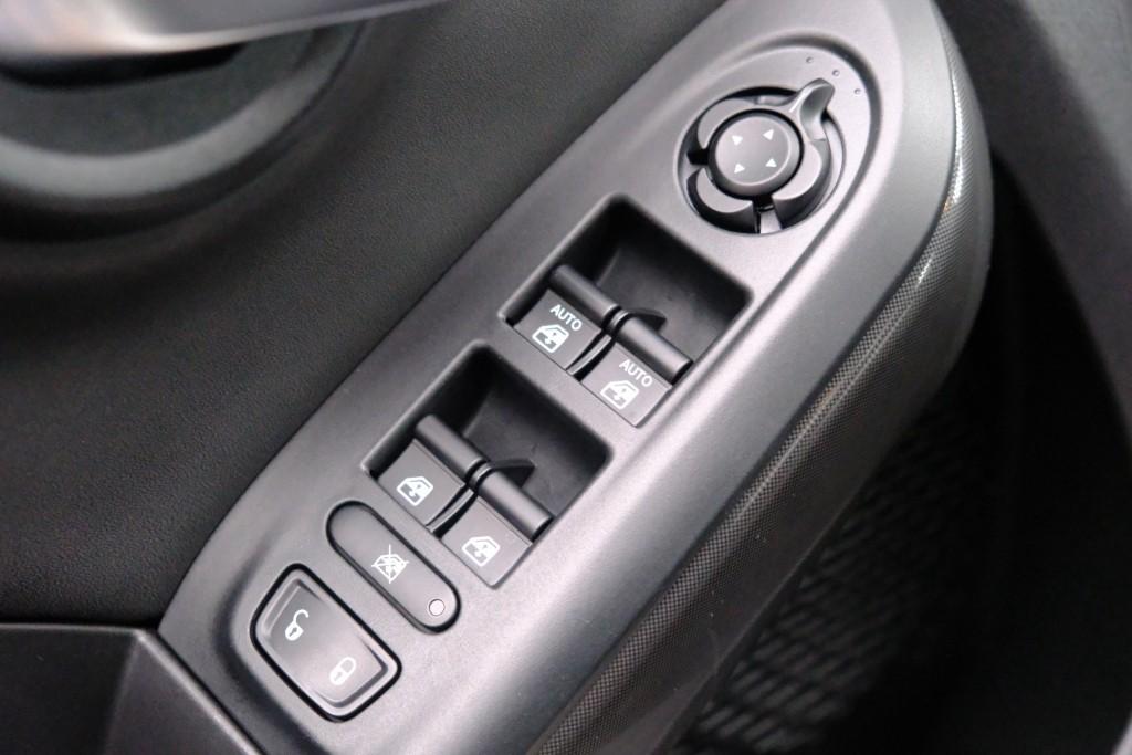 Fiat 500X 1.5 Hybrid 130pk DCT7 Sport Cabrio | Navi | App Connect | Climate | Camera | Blind Spot | PDC | Elektrisch Vouwdak afbeelding 27