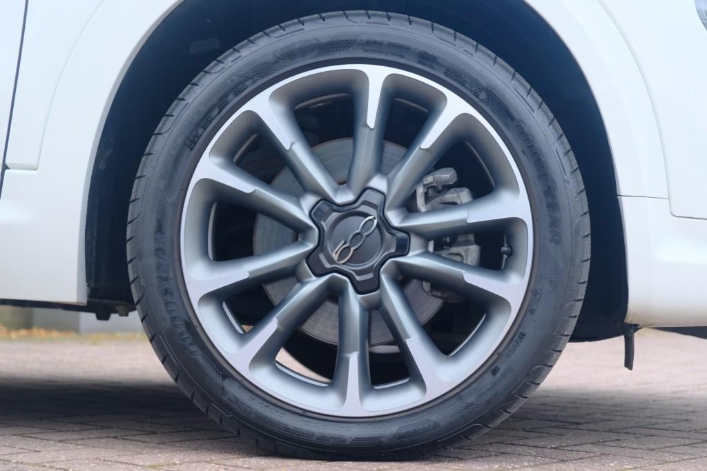 Fiat 500X 1.5 Hybrid 130pk DCT7 Sport Cabrio | Navi | App Connect | Climate | Camera | Blind Spot | PDC | Elektrisch Vouwdak afbeelding 31