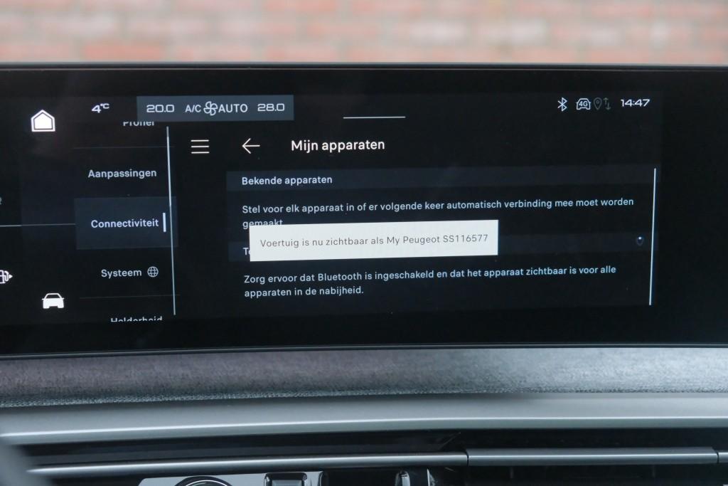 Peugeot 3008 1.2 Hybrid 145pk e-DCS6 GT | Navi | App Connect | Adaptive Cruise | Camera | Panoramadak | FOCAL® Audio | Elektrische Achterklep | Winter Pakket afbeelding 16