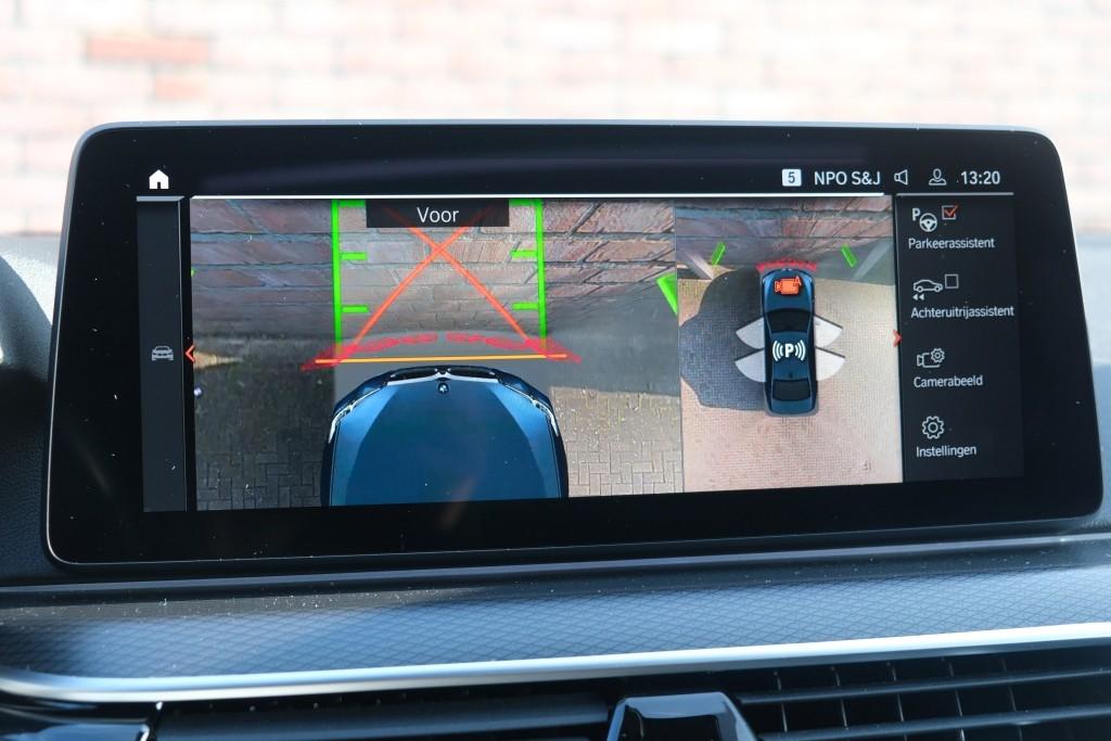 BMW 5 Serie 530i 252pk High Executive | M Sport | Laser LED | Schuif-/kanteldak | 360° Camera | Blind Spot | Keyless | Leder | Trekhaak afbeelding 21