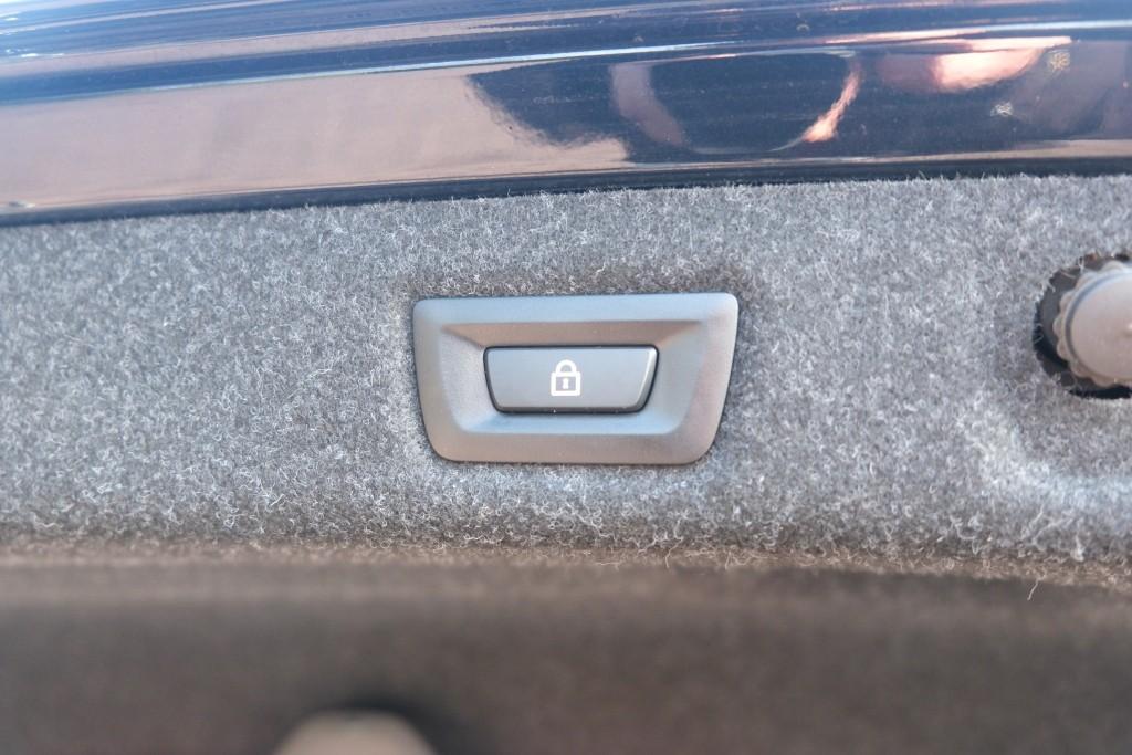 BMW 5 Serie 530i 252pk High Executive | M Sport | Laser LED | Schuif-/kanteldak | 360° Camera | Blind Spot | Keyless | Leder | Trekhaak afbeelding 37