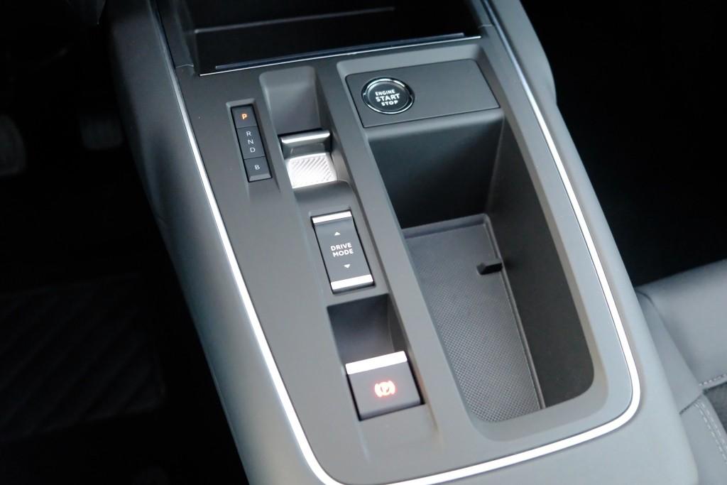 Citroën C5 Aircross 1.6 Plug-in Hybrid 180pk Max | Navi | App Connect | Adaptive Cruise | Panoramadak | Camera | Keyless | PDC afbeelding 22