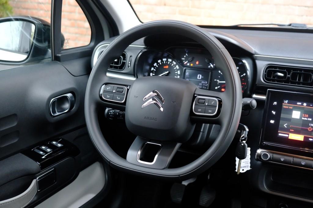 Citroën C3 1.2 PureTech 83pk Shine | App Connect | Climate | Cruise | Camera | Stoelverwarming | PDC afbeelding 12