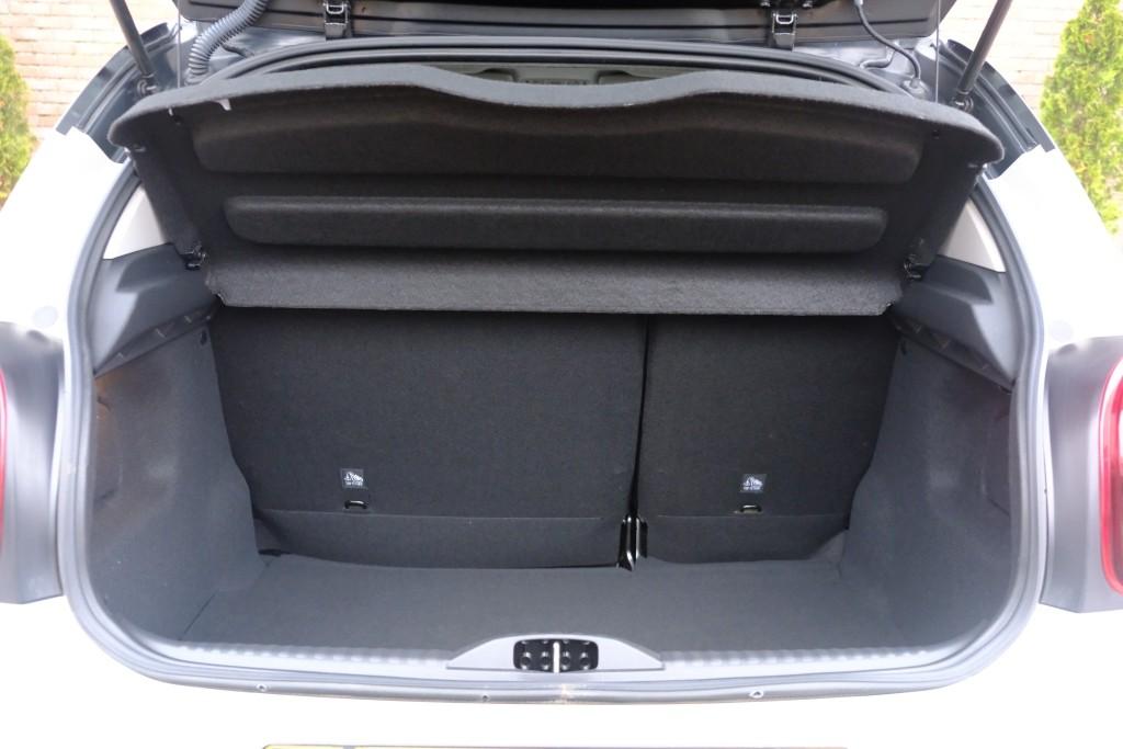 Citroën C3 1.2 PureTech 83pk Shine | App Connect | Climate | Cruise | Camera | Stoelverwarming | PDC afbeelding 28