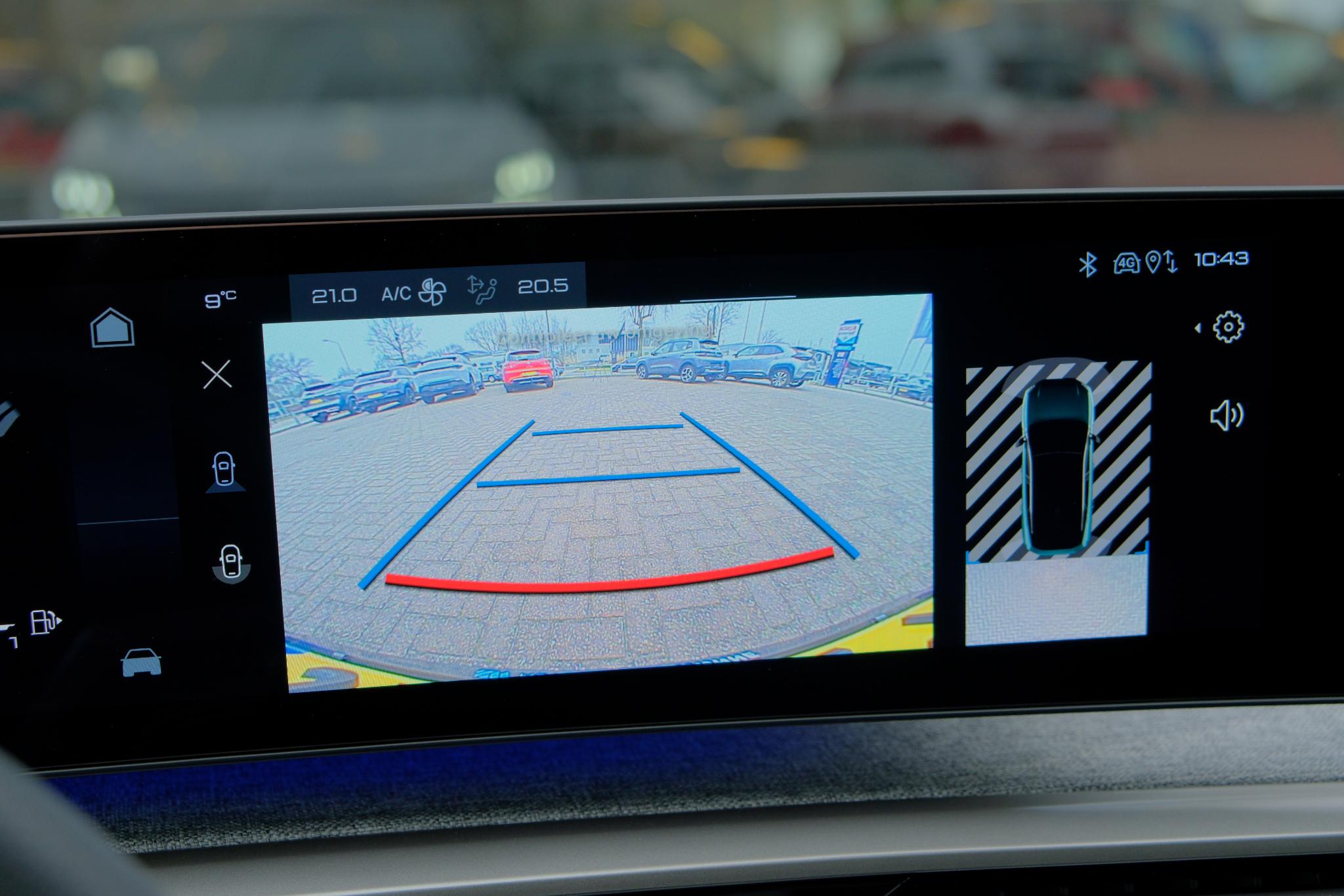 Peugeot 3008 1.2 Hybrid 145pk e-DCS6 GT | Navi | App Connect | Adaptive Cruise | Camera | Panoramadak | FOCAL® Audio | Elektrische Achterklep | Winter Pakket afbeelding 24