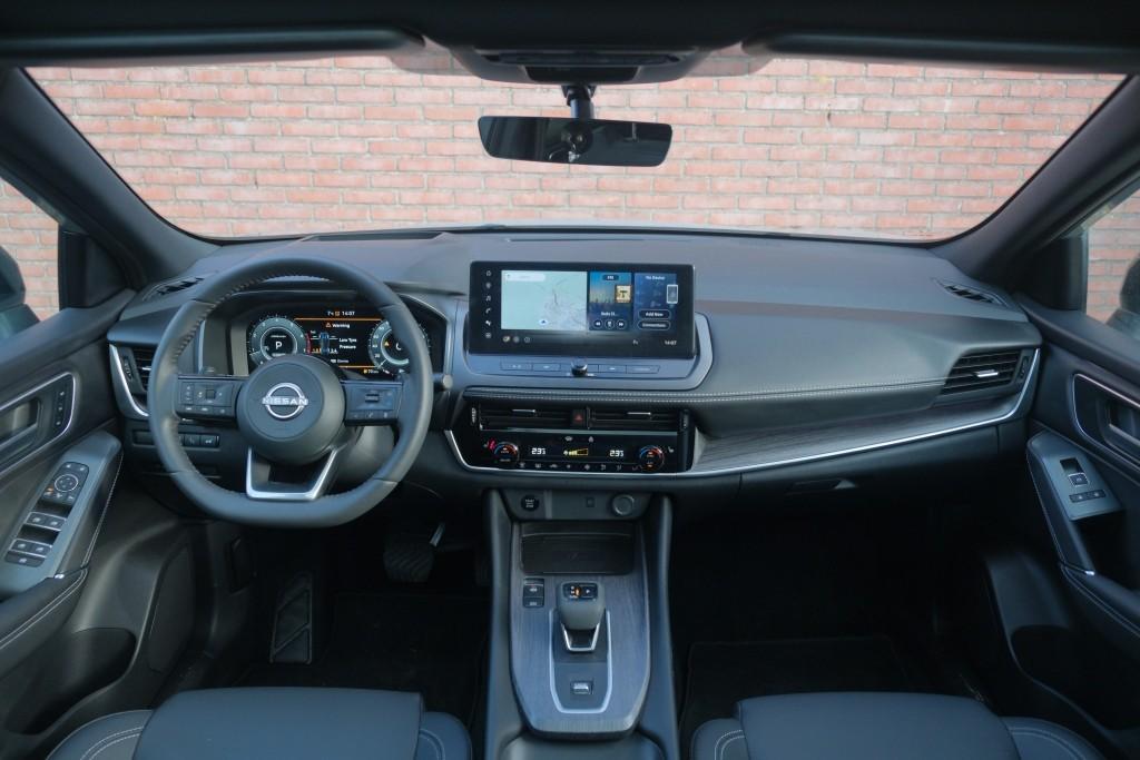 Nissan QASHQAI 1.3 MHEV 158pk Xtronic Tekna | Navi | Adaptive Cruise | 360° Camera | Leder | Head-up Display | Panoramadak | Keyless | Cold Pack afbeelding 7