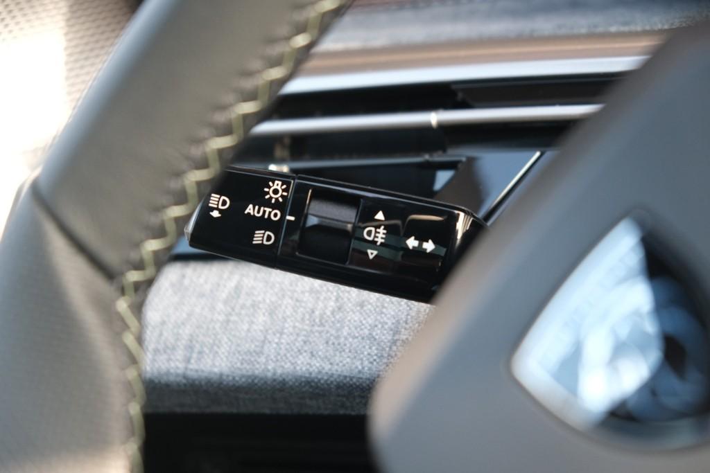 Peugeot 3008 1.2 Hybrid 145pk e-DCS6 GT | Navi | App Connect | Adaptive Cruise | Camera | Panoramadak | FOCAL® Audio | Elektrische Achterklep | Winter Pakket afbeelding 11