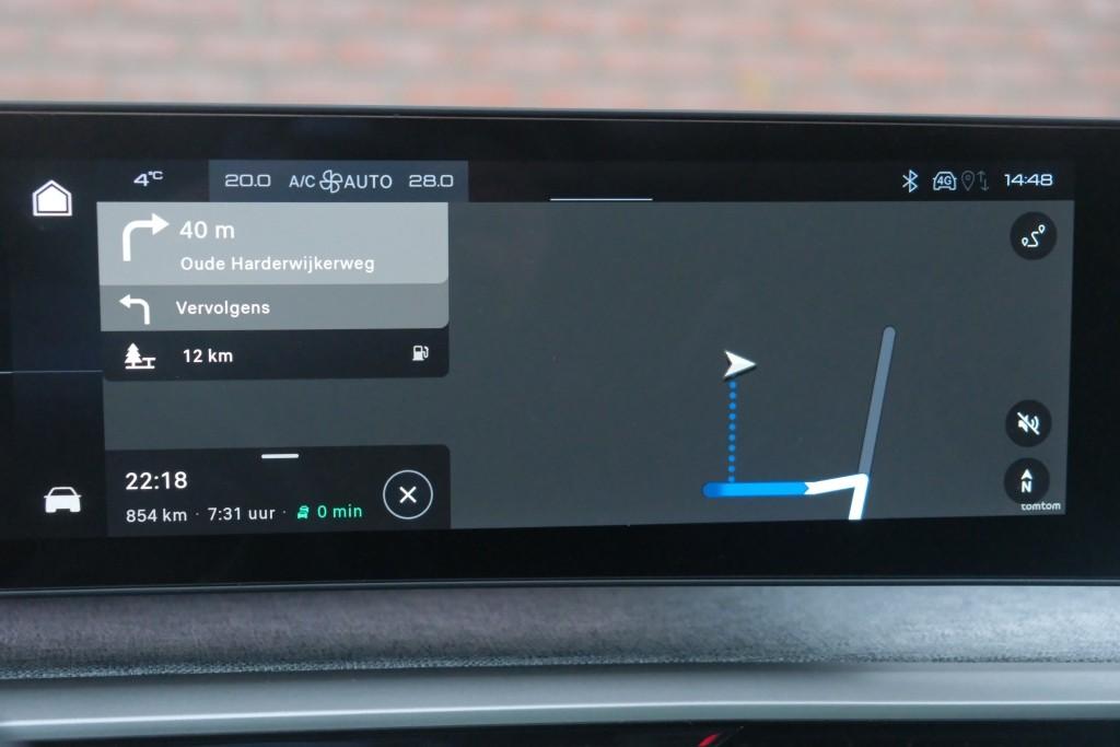 Peugeot 3008 1.2 Hybrid 145pk e-DCS6 GT | Navi | App Connect | Adaptive Cruise | Camera | Panoramadak | FOCAL® Audio | Elektrische Achterklep | Winter Pakket afbeelding 17