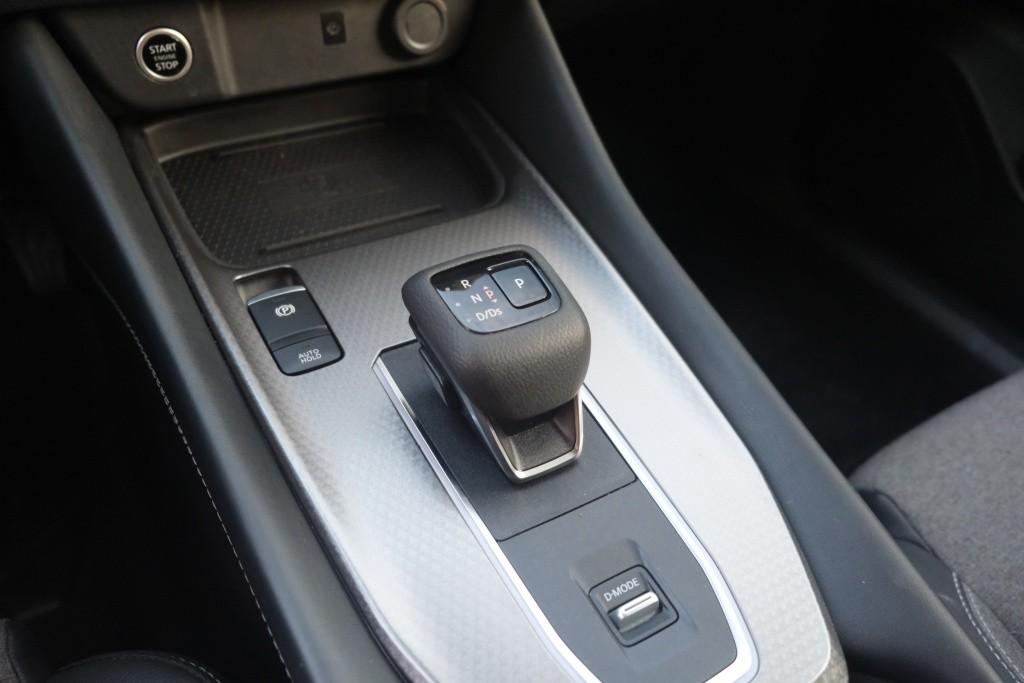 Nissan QASHQAI 1.3 MHEV 158pk Xtronic N-Connecta | Navi | App Connect | Adaptive Cruise | Keyless | 360° Camera | Panoramadak | Elektrische Achterklep | Cold Pack afbeelding 21