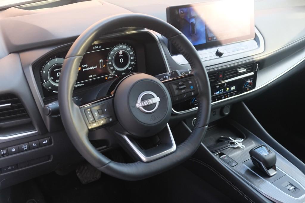 Nissan QASHQAI 1.3 MHEV 158pk Xtronic N-Connecta | Navi | App Connect | Adaptive Cruise | Keyless | 360° Camera | Panoramadak | Elektrische Achterklep | Cold Pack afbeelding 7