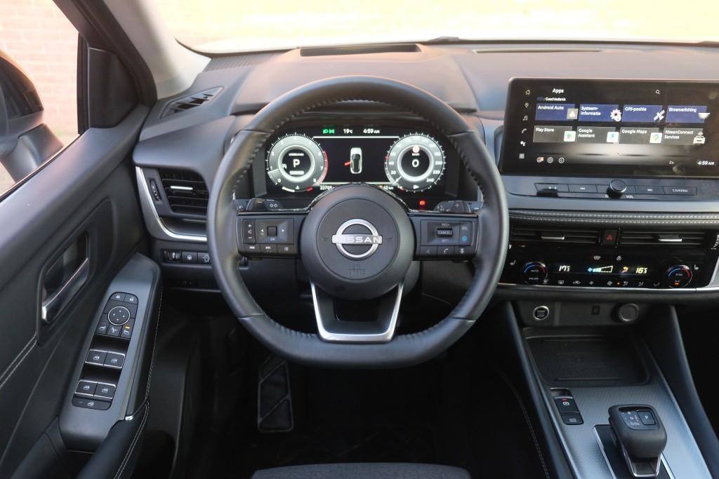 Nissan QASHQAI 1.3 MHEV 158pk Xtronic N-Connecta | Navi | App Connect | Adaptive Cruise | Keyless | 360° Camera | Panoramadak | Elektrische Achterklep | Cold Pack afbeelding 11