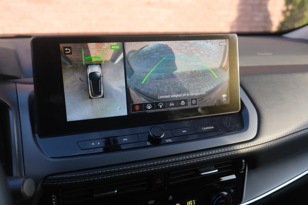 Nissan QASHQAI 1.3 MHEV 158pk Xtronic N-Connecta | Navi | App Connect | Adaptive Cruise | Keyless | 360° Camera | Panoramadak | Elektrische Achterklep | Cold Pack afbeelding 16
