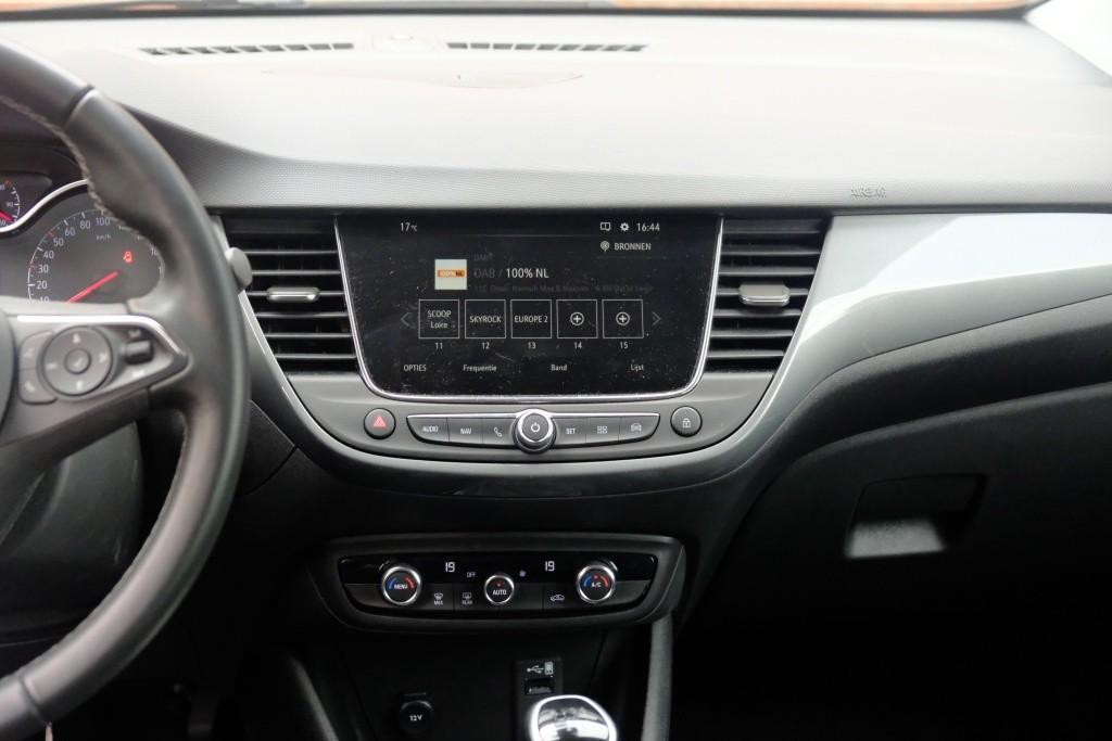 Opel Crossland 1.2 Turbo 110pk Ultimate | Navi | App Connect | Climate | Camera | Keyless | Blind Spot | PDC afbeelding 13