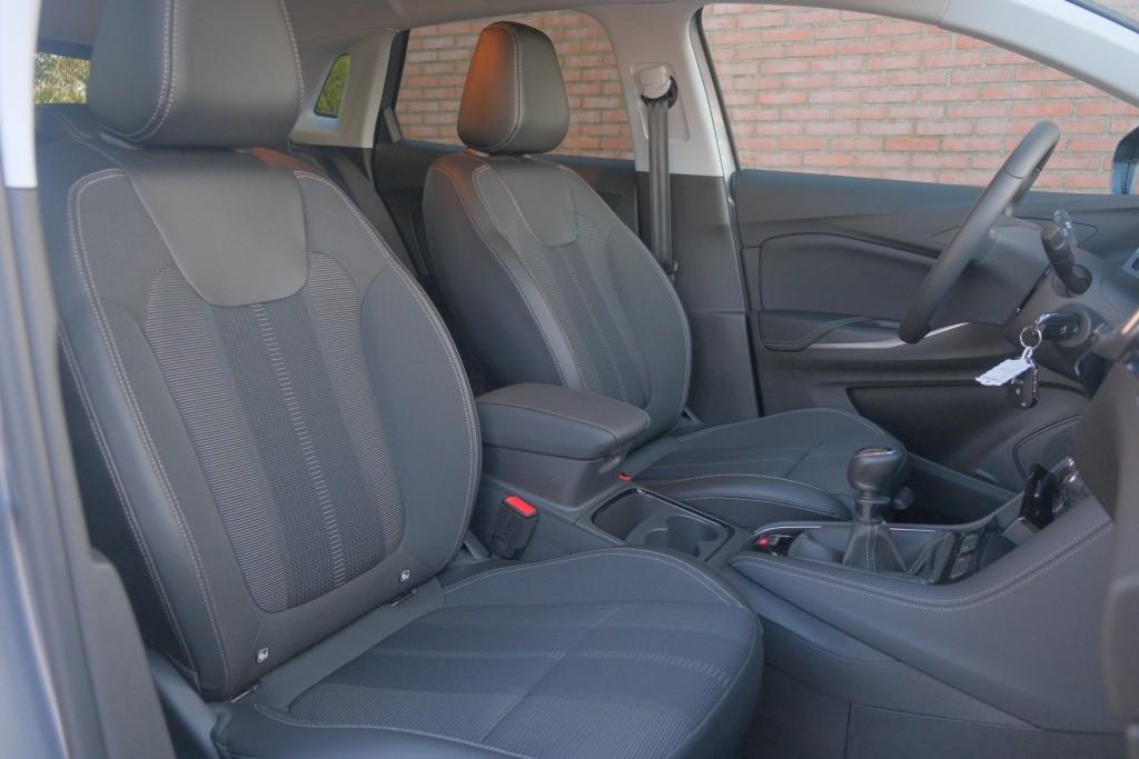 Opel Grandland 1.2 Turbo 130pk GS | App Connect | Climate | Cruise | Camera | PDC | Trekhaak afbeelding 5