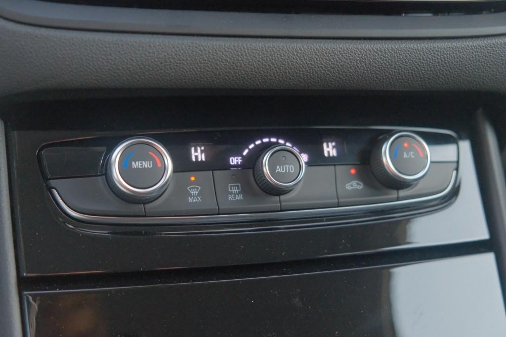 Opel Grandland 1.2 Turbo 130pk GS | App Connect | Climate | Cruise | Camera | PDC | Trekhaak afbeelding 19