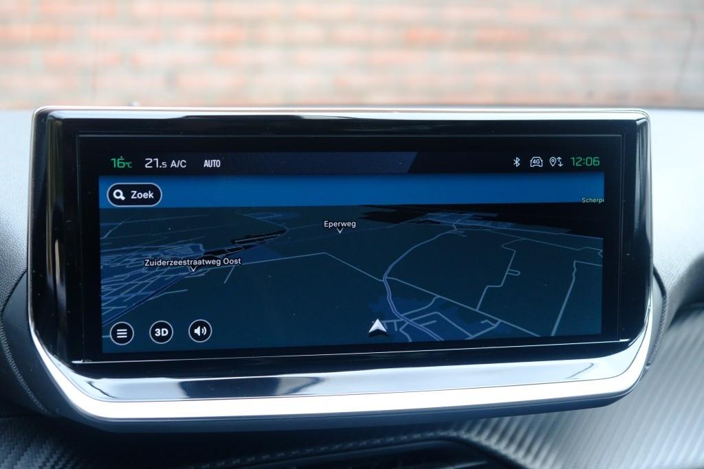 Peugeot 208 1.2 PureTech 100pk Allure | Navi | App Connect | Climate | Adaptive Cruise | Camera | Blind Spot | PDC afbeelding 15