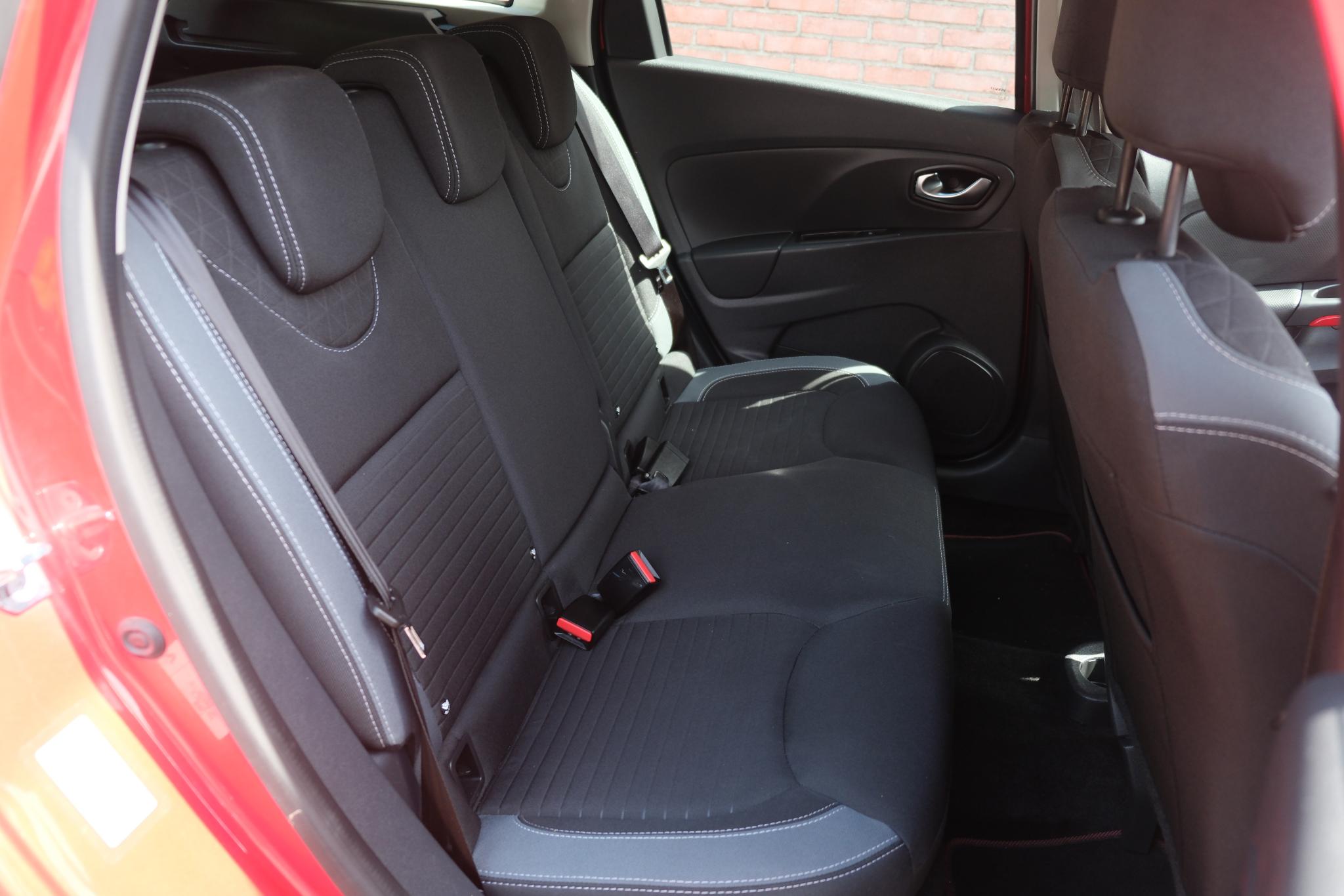 Renault Clio 1.2 TCe 120pk EDC Estate Dynamique | Navi | Climate | Cruise | Keyless | PDC afbeelding 3