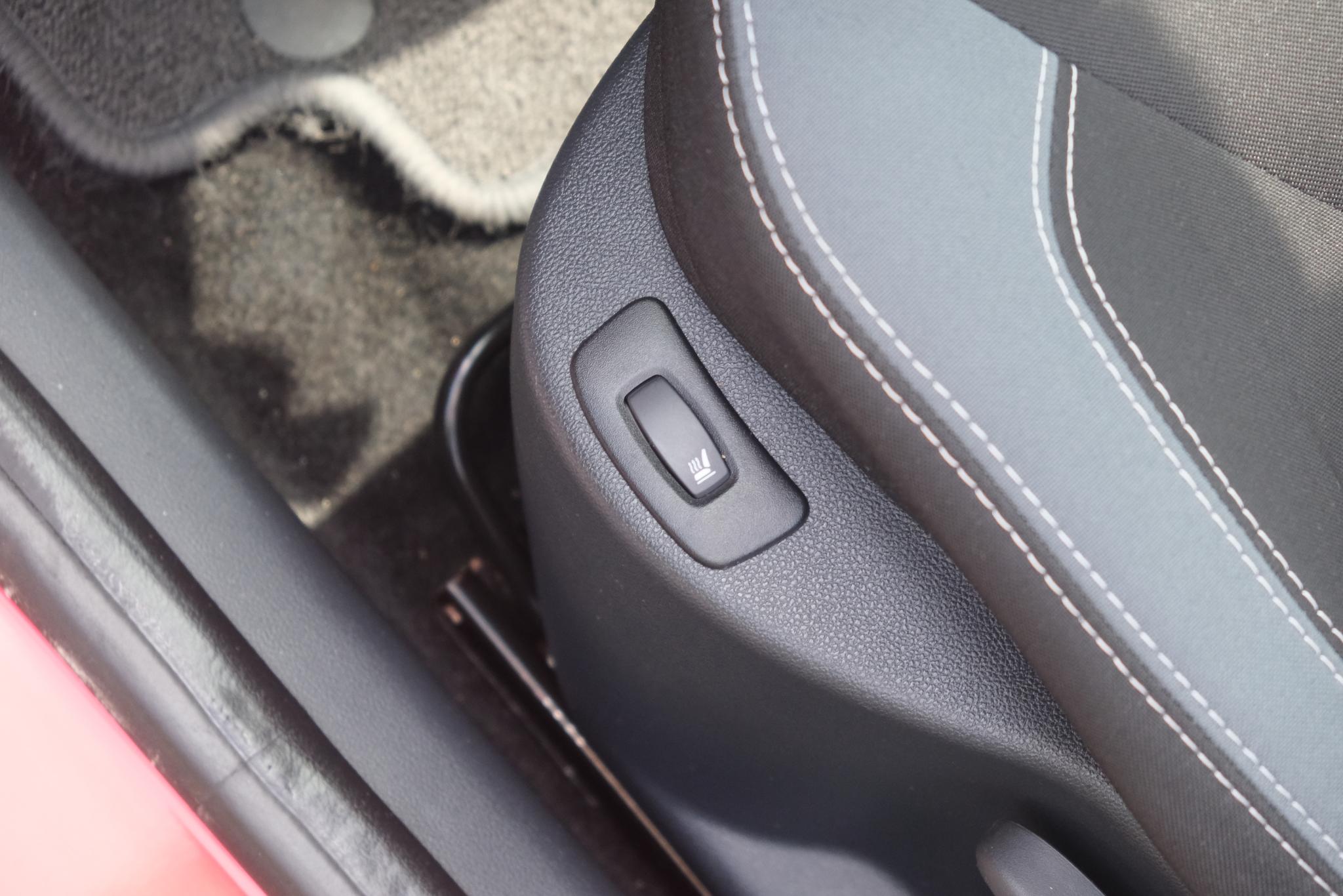 Renault Clio 1.2 TCe 120pk EDC Estate Dynamique | Navi | Climate | Cruise | Keyless | PDC afbeelding 23