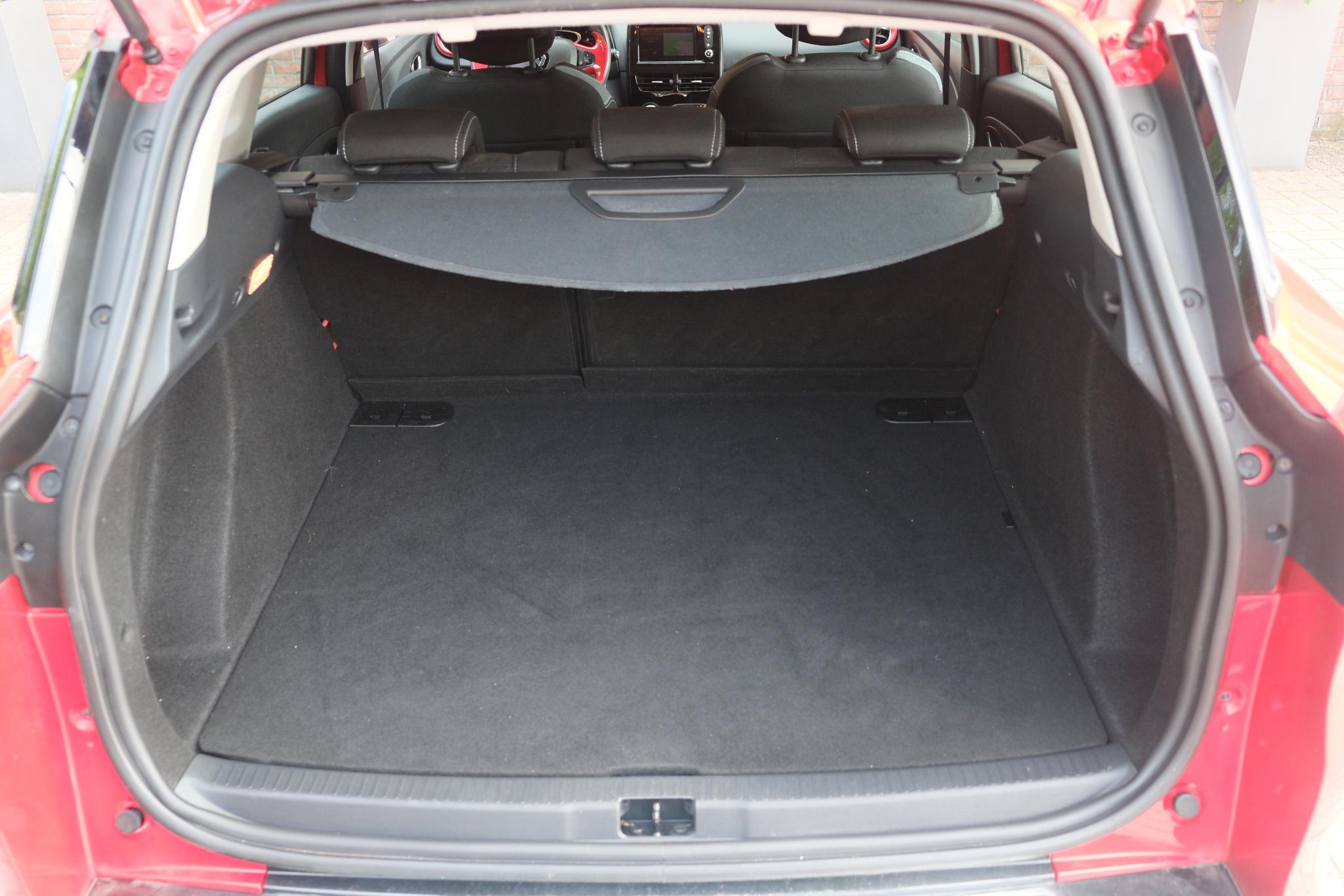 Renault Clio 1.2 TCe 120pk EDC Estate Dynamique | Navi | Climate | Cruise | Keyless | PDC afbeelding 29