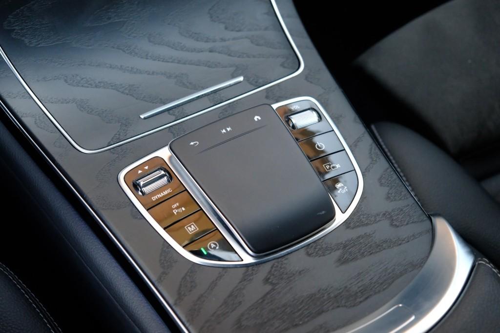 Mercedes-Benz GLC Coupé 220d 194pk 4MATIC 9G-TRONIC Premium | AMG Line | Adaptive Cruise | Keyless | Camera | Stoelverwarming | Elektrische Achterklep afbeelding 24