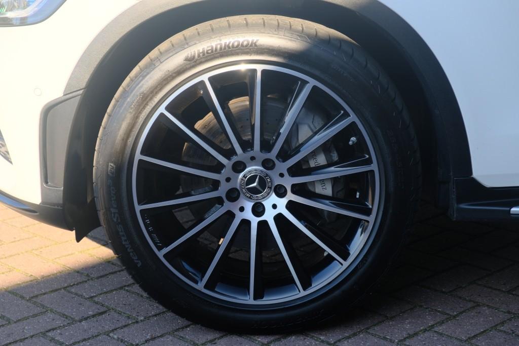 Mercedes-Benz GLC Coupé 220d 194pk 4MATIC 9G-TRONIC Premium | AMG Line | Adaptive Cruise | Keyless | Camera | Stoelverwarming | Elektrische Achterklep afbeelding 30