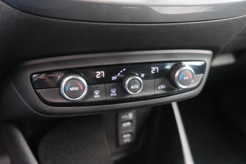 Opel Crossland 1.2 Turbo 110pk Ultimate | Navi | App Connect | Climate | Camera | Keyless | Blind Spot | PDC afbeelding 21