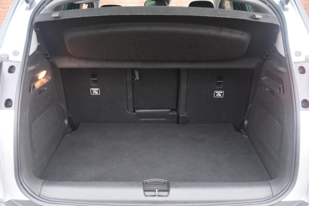 Opel Crossland 1.2 Turbo 110pk Ultimate | Navi | App Connect | Climate | Camera | Keyless | Blind Spot | PDC afbeelding 33