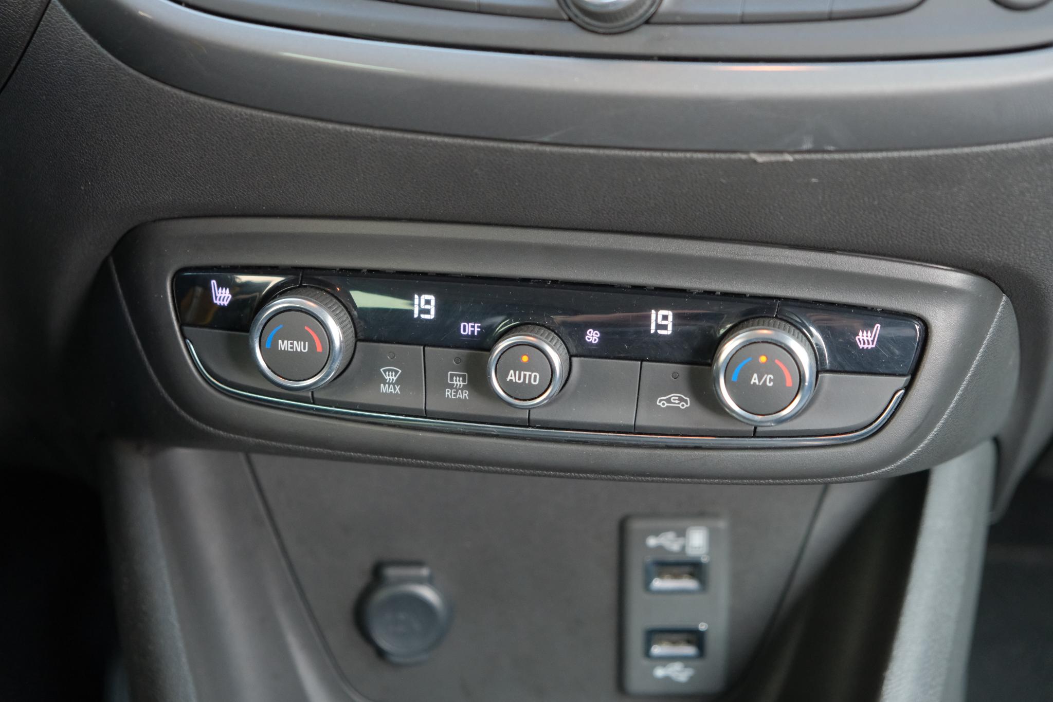 Opel Crossland 1.2 Turbo 110pk Elegance | Navi | App Connect | Climate | Cruise | Winterpakket | Camera afbeelding 10