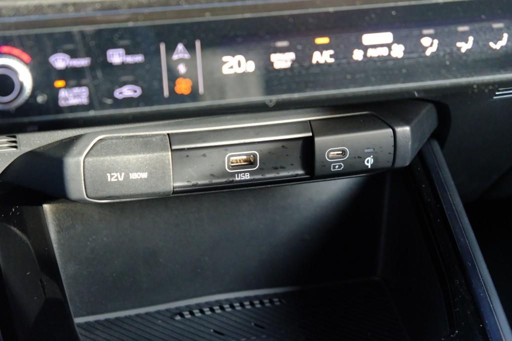 Kia Niro 1.6 GDi PHEV 171pk Aut. DynamicLine | Navi | App Connect | Adaptive Cruise | Keyless | Camera | Elektrische klep | Winter Pakket afbeelding 23